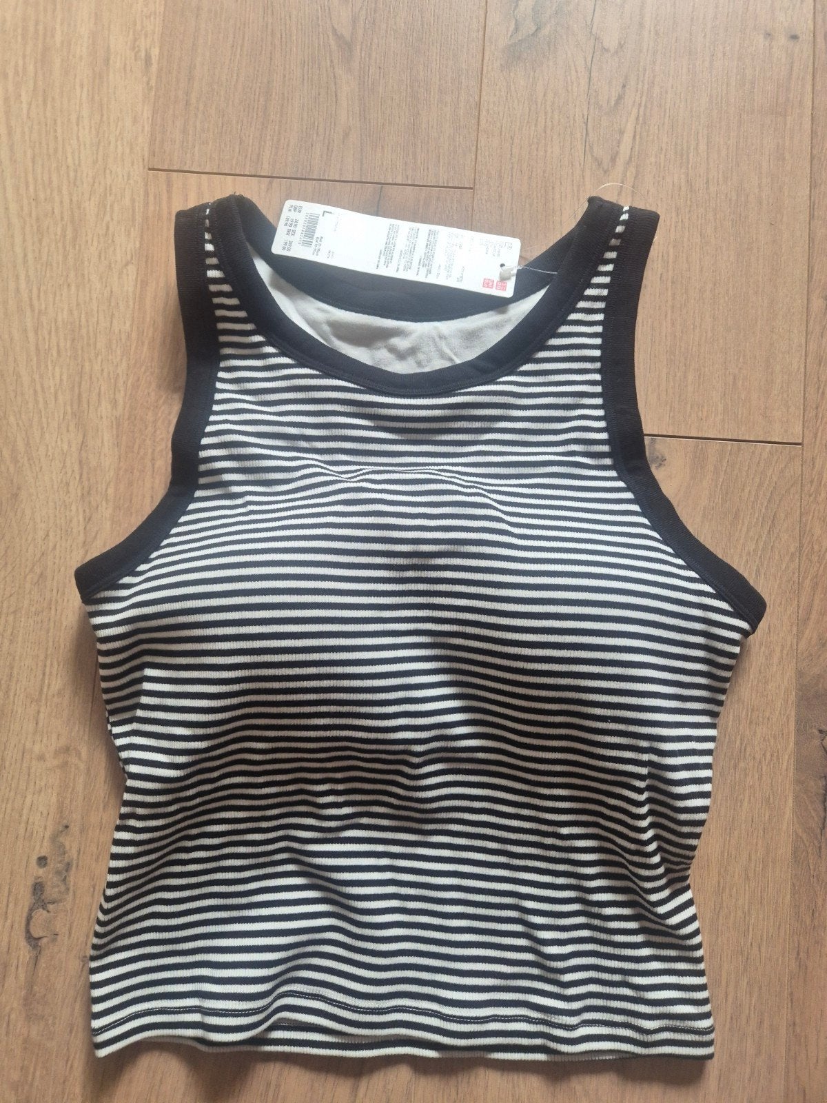 top Uniqlo, Ophalen of Verzenden, Nieuw, Zonder mouw