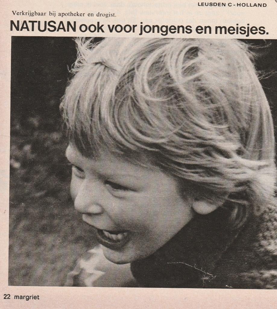 Retro reclame 1974 Natusan shampoo jongetje lachend, Verzenden, Overige typen