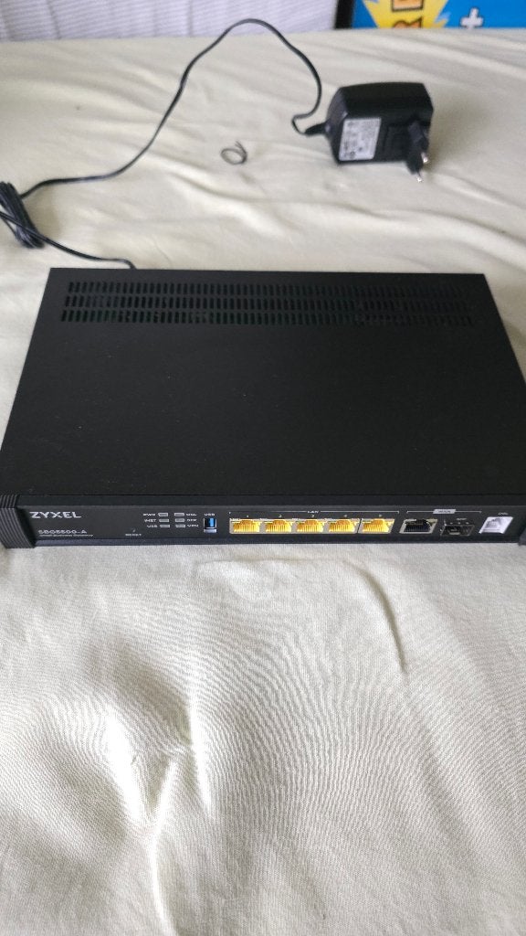Zyxel SBG3500-A Router met modem, Ophalen of Verzenden, Gebruikt, Router met modem, Zyxel