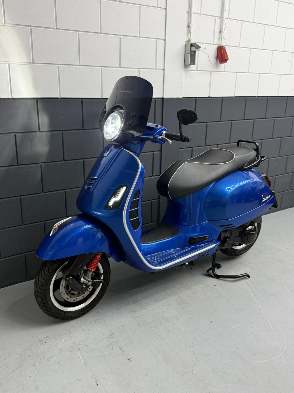 Vespa GTS 300 IE 2016 Super Sport Vol Opties! Alpha Led, Ophalen
