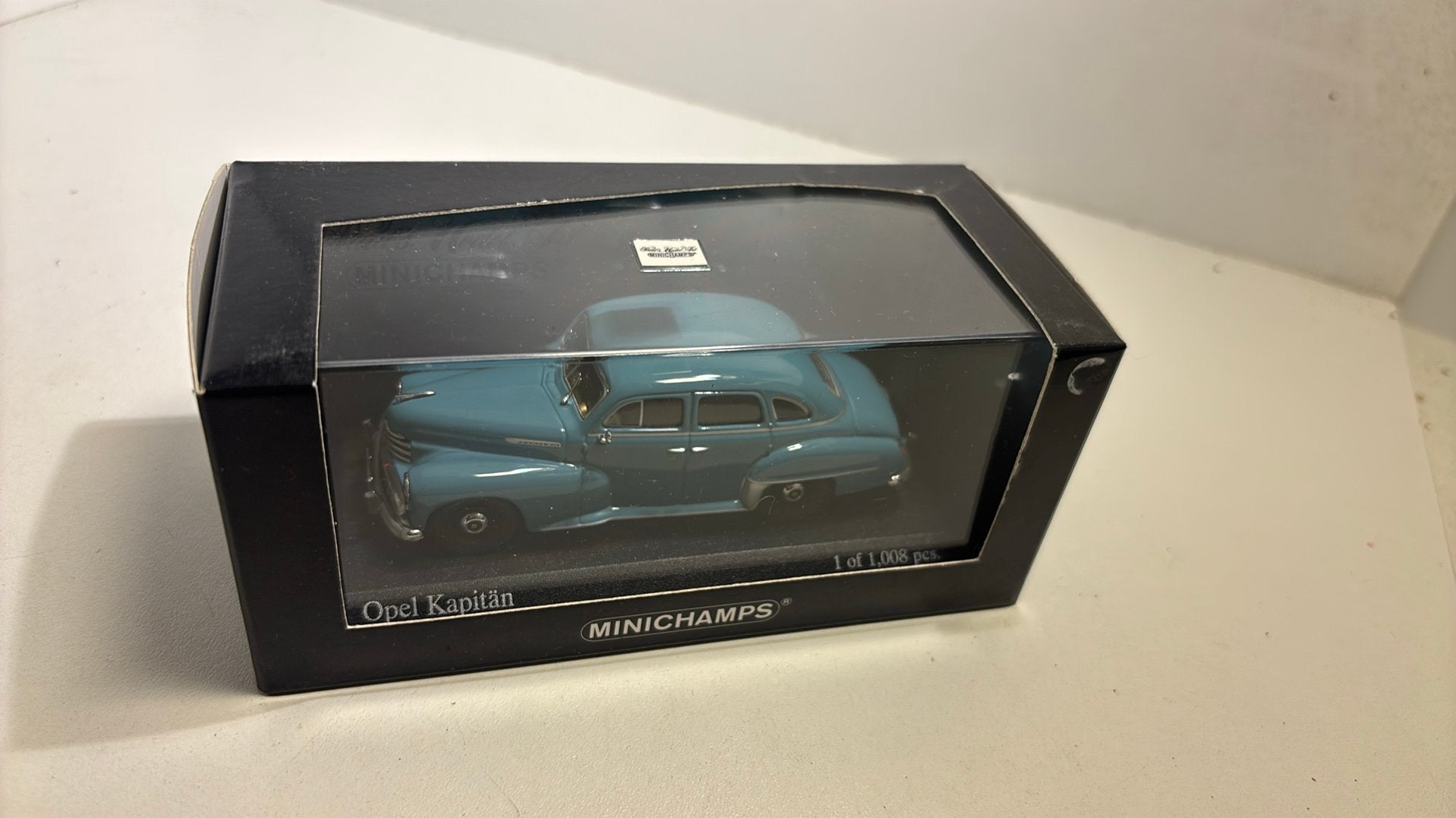 Opel kapitab bleu minichamps 1.43, A, Ophalen of Verzenden, MiniChamps, Auto