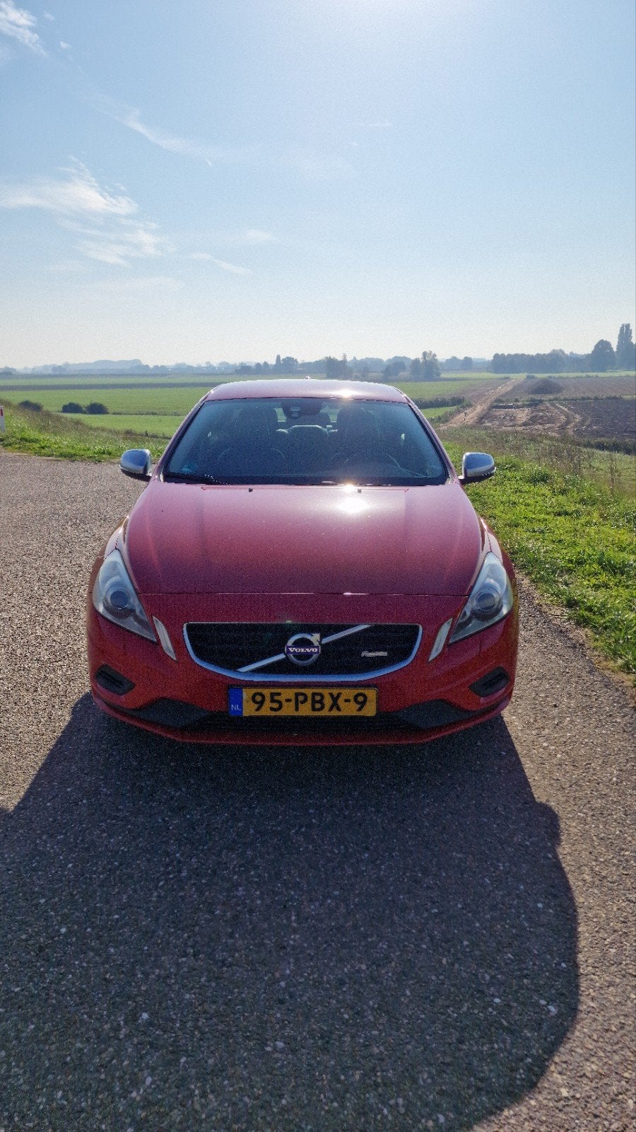 Volvo S60 2.0 T AUT 2011 Rood, 1800 kg, 4 cilinders, S60, 75 €/maand