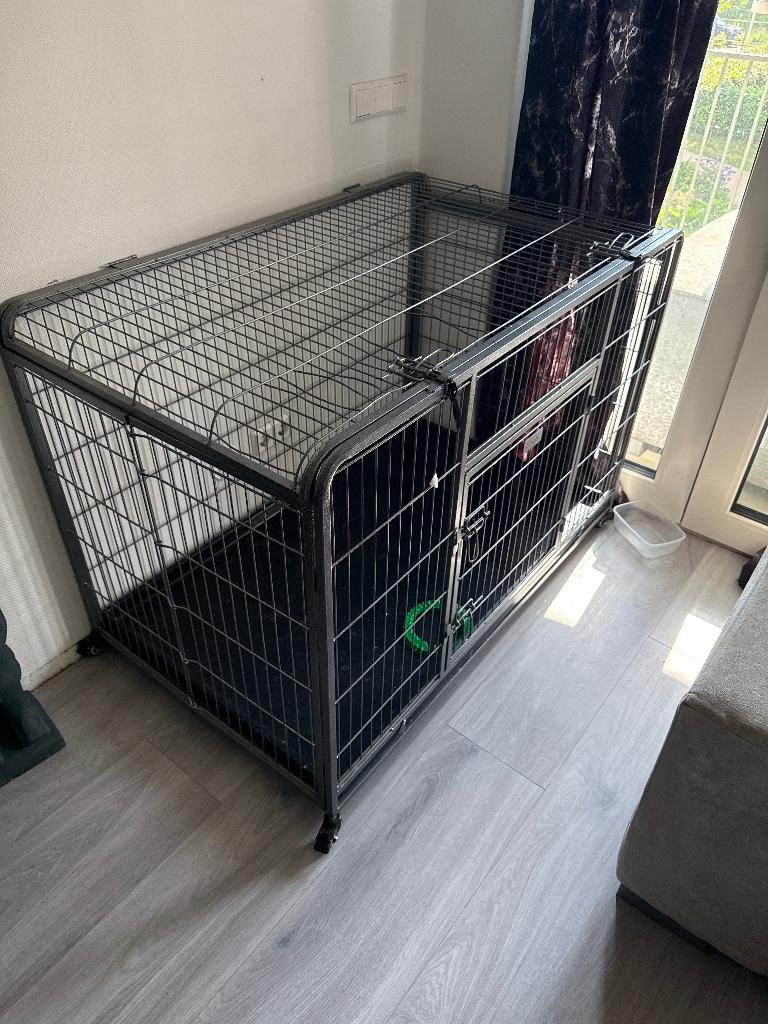 Heavy duty bench xxl, Dieren en Toebehoren, Hondenbenches, Zo goed als nieuw, Ophalen