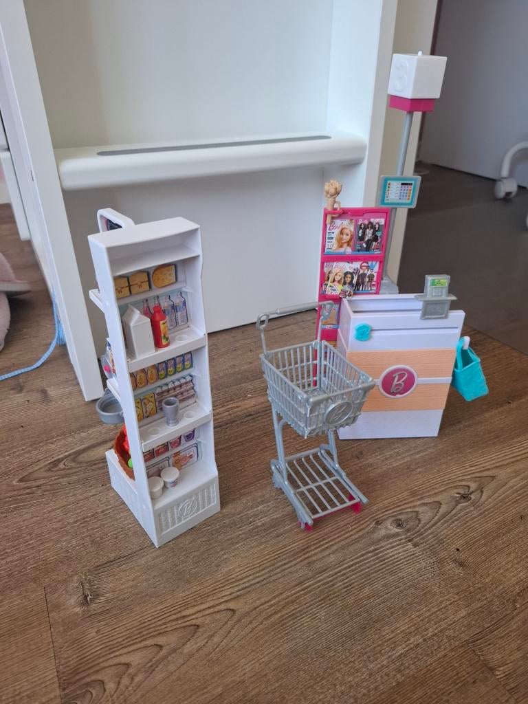 Barbie supermarkt met boodschappen en kar, Ophalen of Verzenden, Gebruikt, Barbie