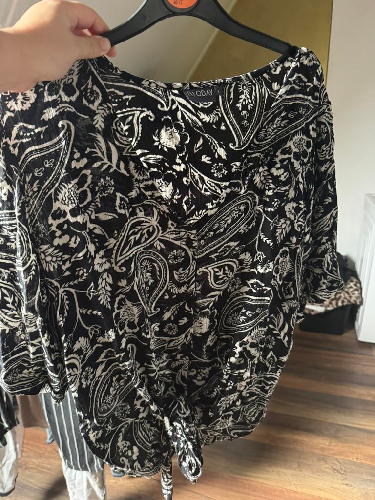 Leuke blouse, Ophalen of Verzenden, Gedragen, Maat 42/44 (L), Beige