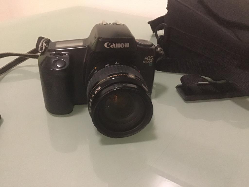 Canon EOS 1000 F analoge spiegelreflexcamera, Audio, Tv en Foto, Fotocamera's Analoog, Ophalen of Verzenden, Zo goed als nieuw