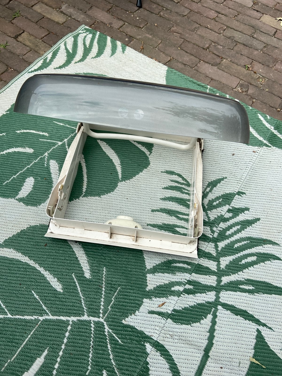 Dakluik voor caravan of camper, Ophalen, Gebruikt