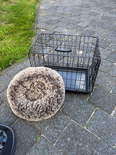 kleine zwarte hondenbench, Dieren en Toebehoren, Ophalen, Zo goed als nieuw