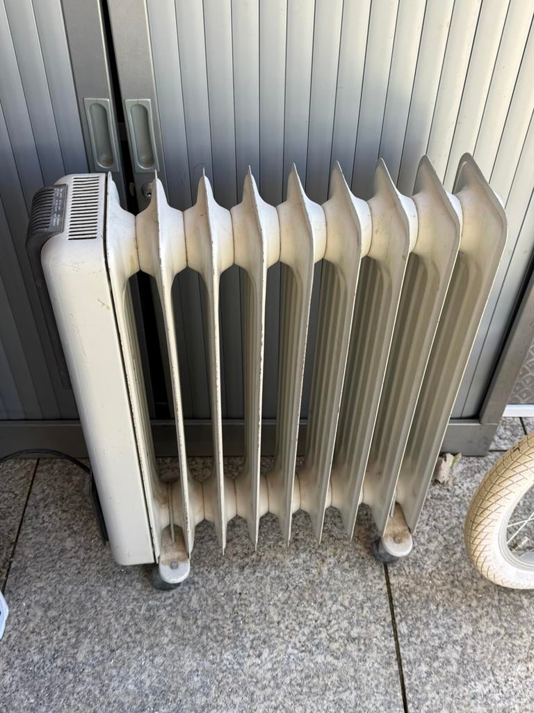 Delonghi Radiator, Ophalen, Gebruikt, Radiator, 30 tot 80 cm