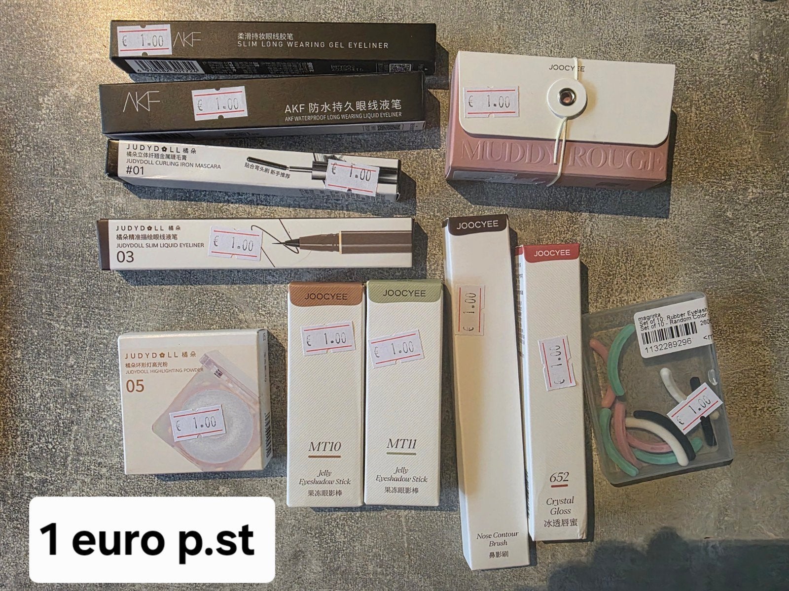 C-beauty make-up en verzorgings producten nieuw 
C-beauty ma, Overige kleuren, Gehele gezicht, Onbekend, Nieuw