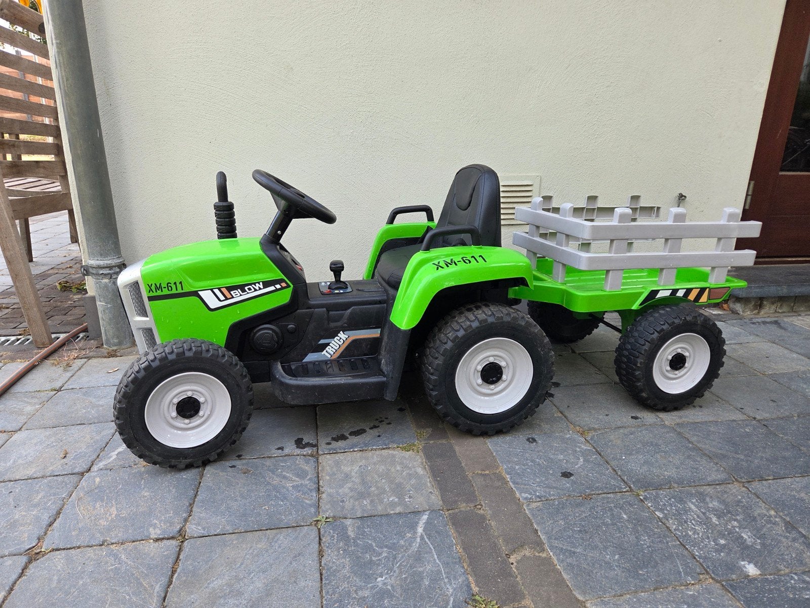 Elektrische kinder tractor met aanhanger, Ophalen, Gebruikt