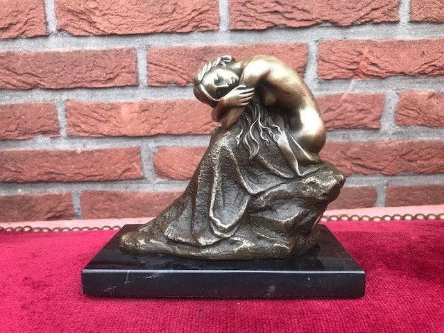 rustende schoonheid, brons en marmer, Ophalen of Verzenden, Brons