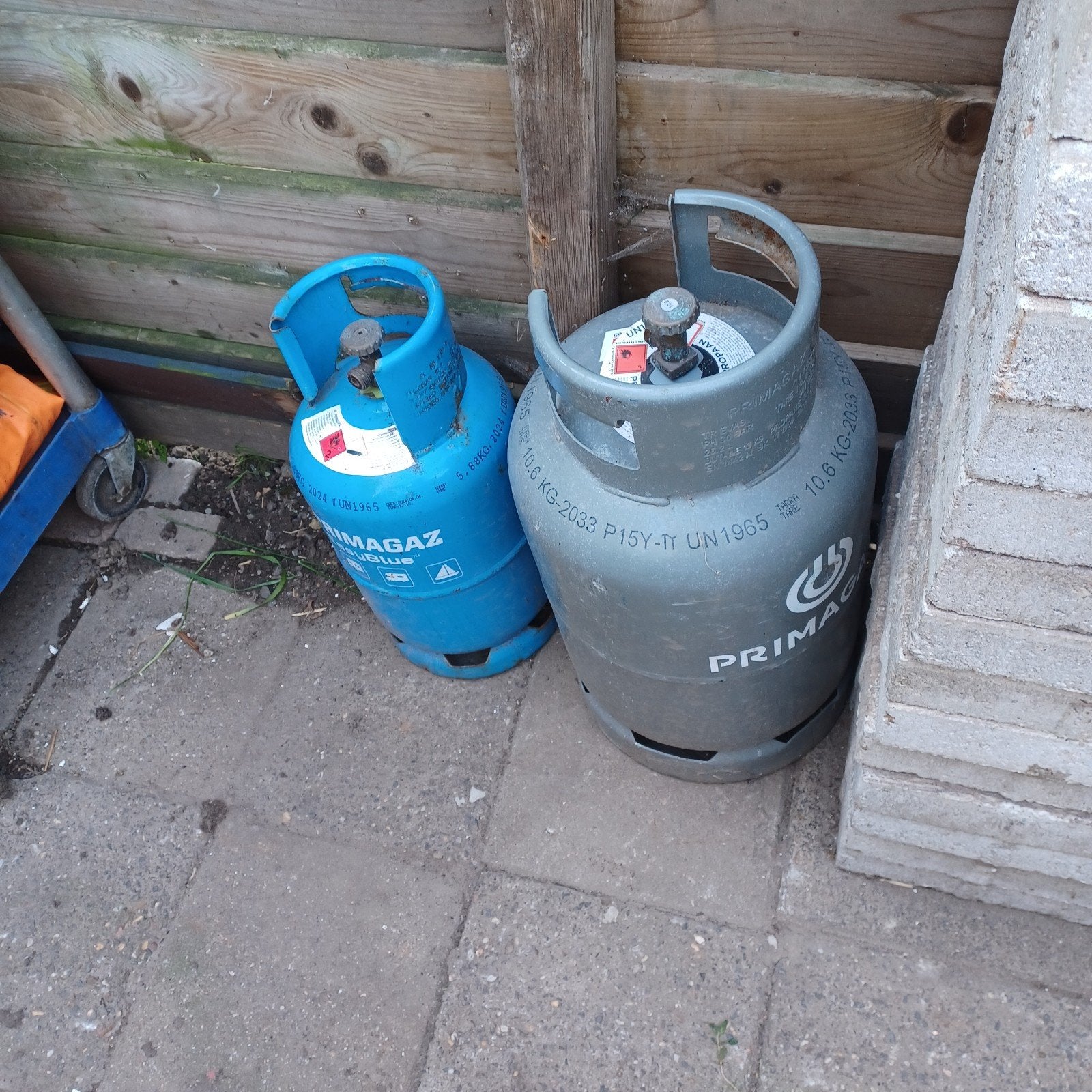 Gasflessen (leeg), Tuin en Terras, Vuurkorven, Ophalen, Gebruikt