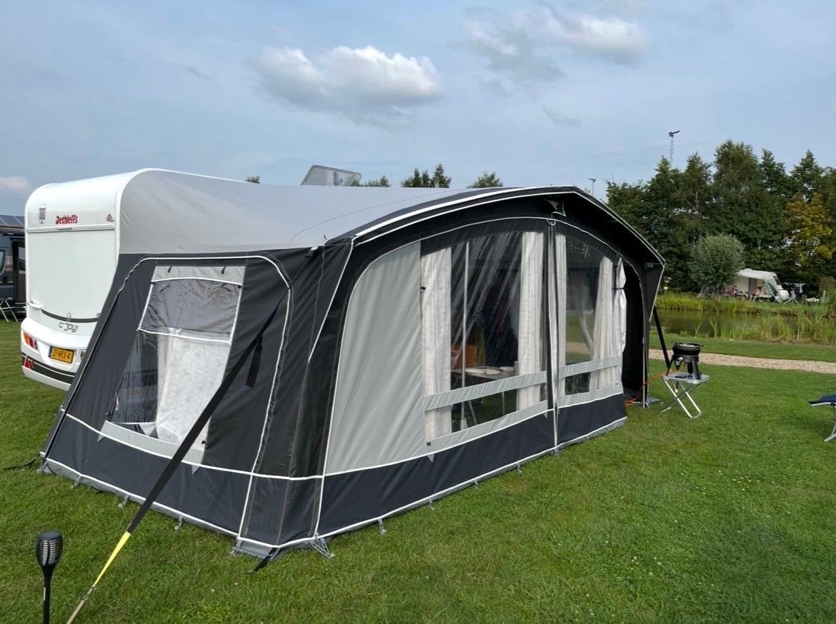 Dorema Octavia XL voortent - Zo goed als nieuw, Caravans en Kamperen, Tenten, Ophalen, Zo goed als nieuw
