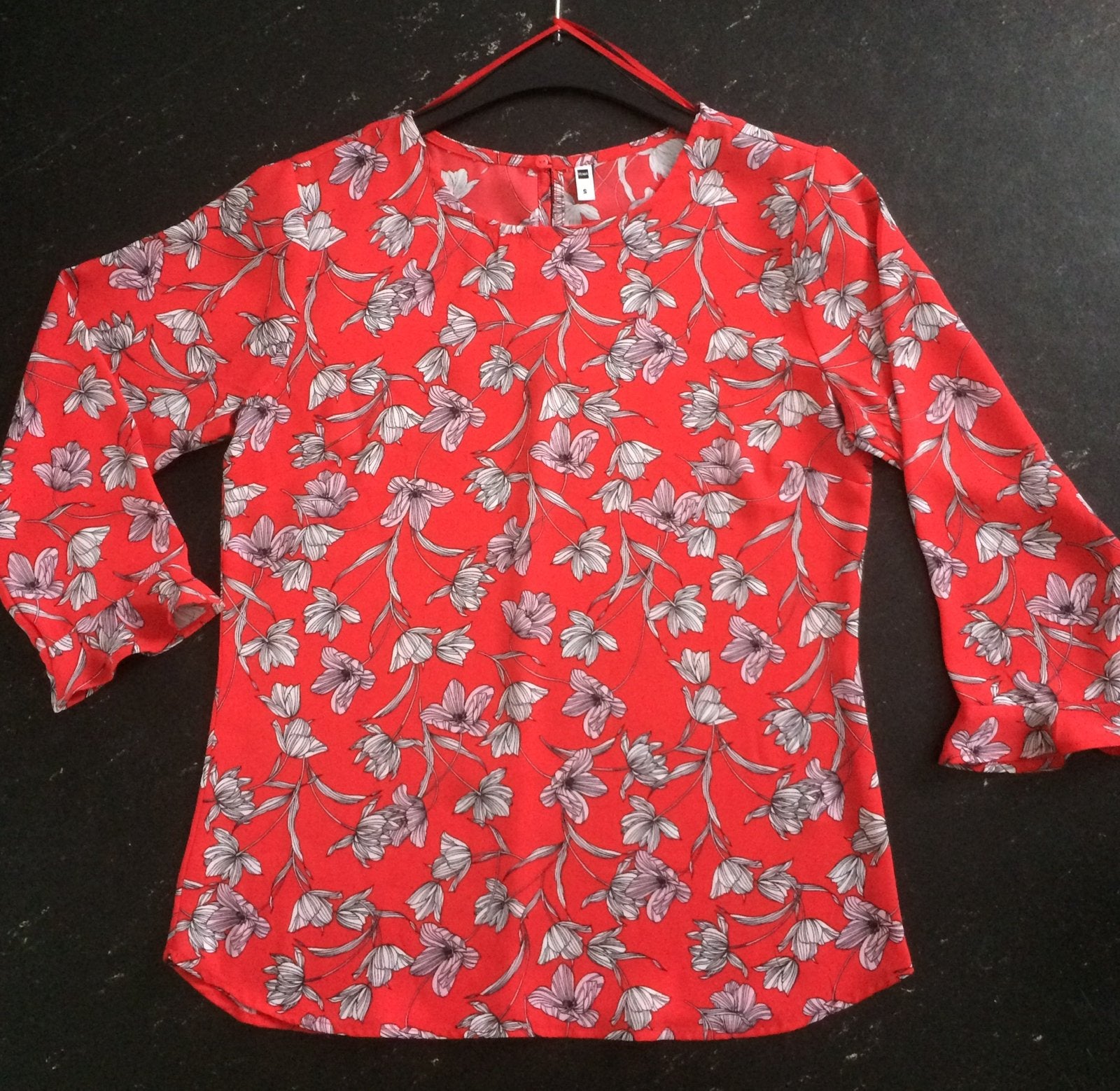 Mooie blouse maat S 36/38 zgan Hema, Kleding | Dames, Ophalen of Verzenden, Zo goed als nieuw, Maat 36 (S), Rood