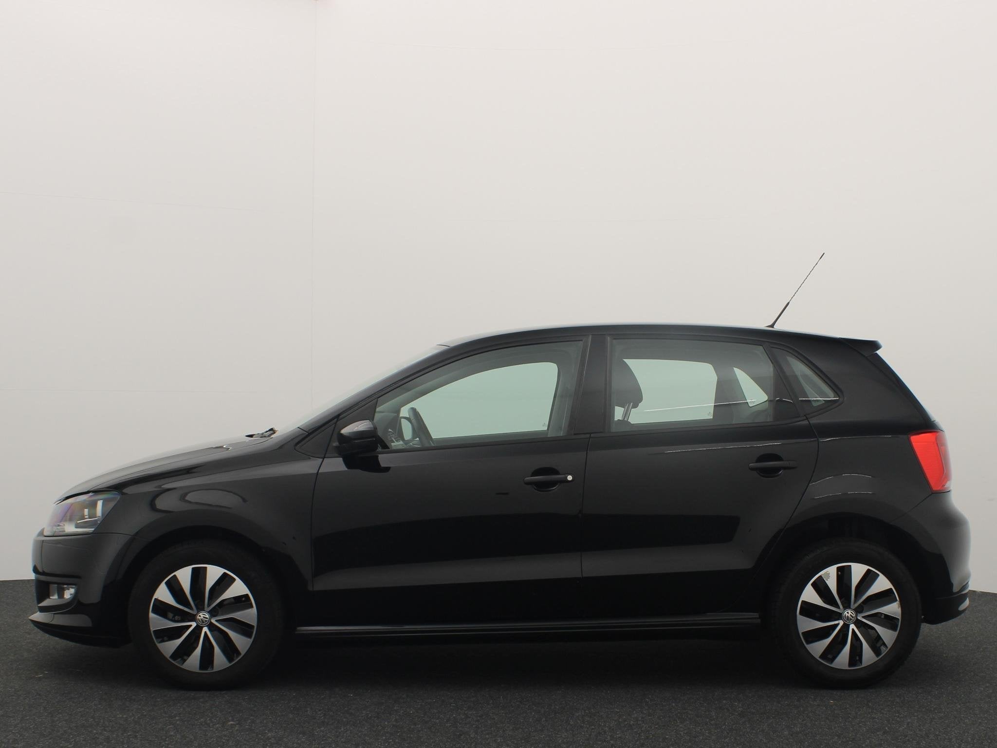Volkswagen Polo 1.0 BlueMotion Edition CARPLAY / AIRCO / BLU, Voorwielaandrijving, Stof, Gebruikt, 95 pk
