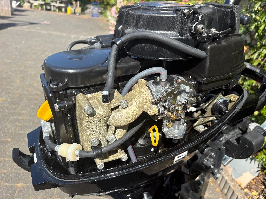 Mercury 8 PK Buitenboordmotor met 12L Benzinetank, Ophalen, 5 tot 10 pk, Viertaktmotor, Zo goed als nieuw