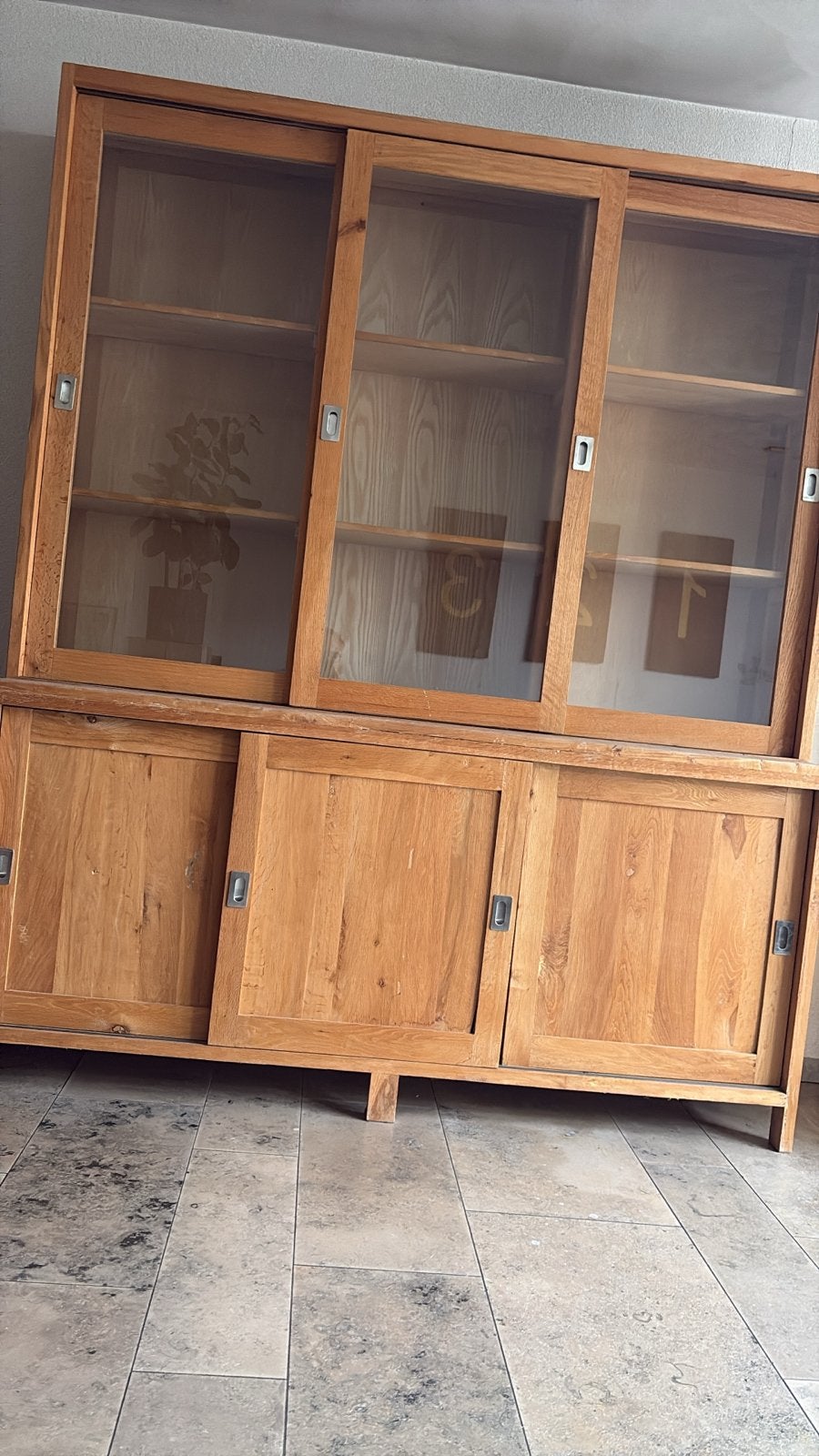 Houten buffetkast met glazen schuifdeuren, Huis en Inrichting, Kasten | Buffetkasten, Ophalen, Gebruikt, 200 cm of meer, 150 tot 200 cm