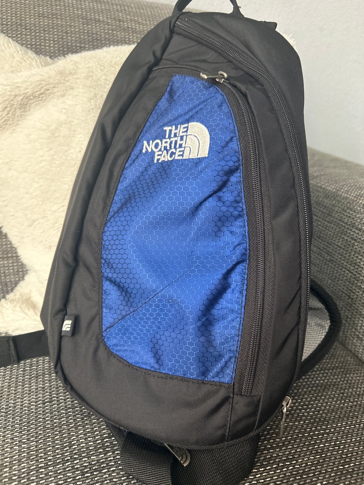 The North Face Sling Bag - Zwart/Blauw, Overige merken, Gebruikt, Ophalen of Verzenden, Minder dan 25 cm