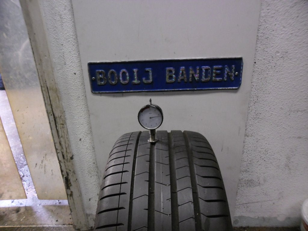 255 35 19 rft demobanden pirelli p zero met 7,7 mm profiel, 19 inch, 255 mm, Banden en Velgen, Ophalen of Verzenden