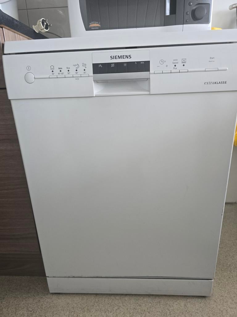 Siemens, Witgoed en Apparatuur, Vaatwasmachines, Ophalen of Verzenden, Zo goed als nieuw, Vrijstaand, 85 tot 90 cm