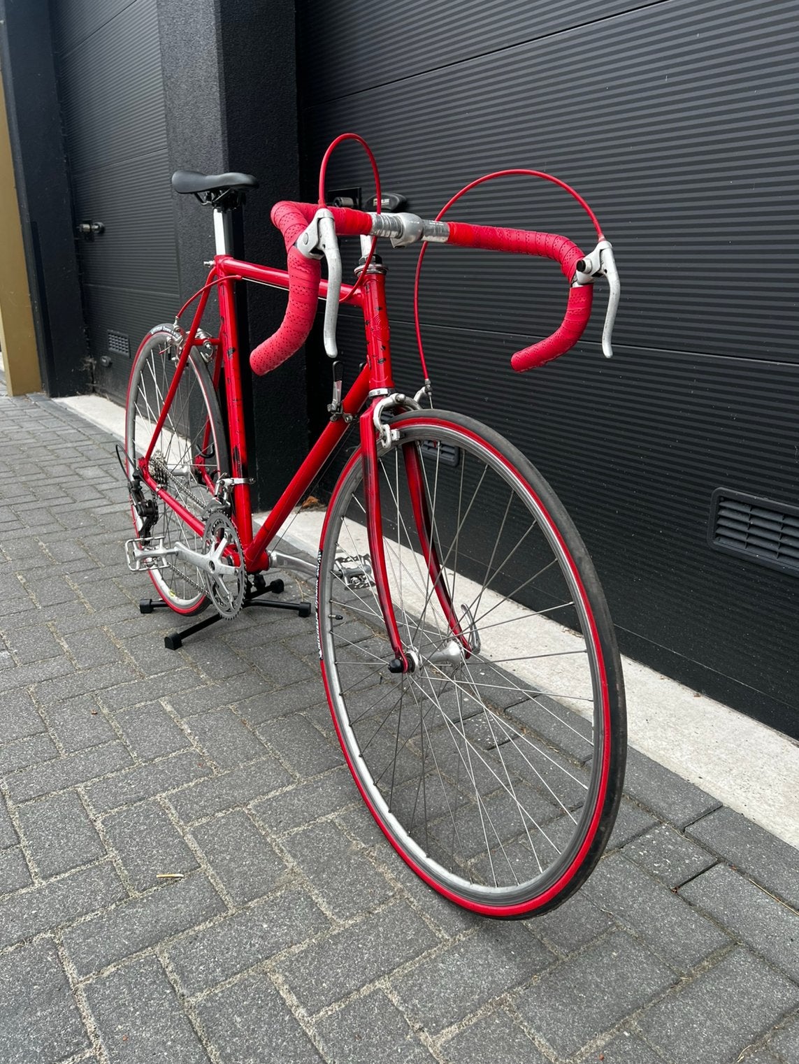 ALSNIEUW!! Vintage custom built racefiets rood isogu, Fietsen en Brommers, 28 inch, Velgrem, Batavus, Ophalen of Verzenden