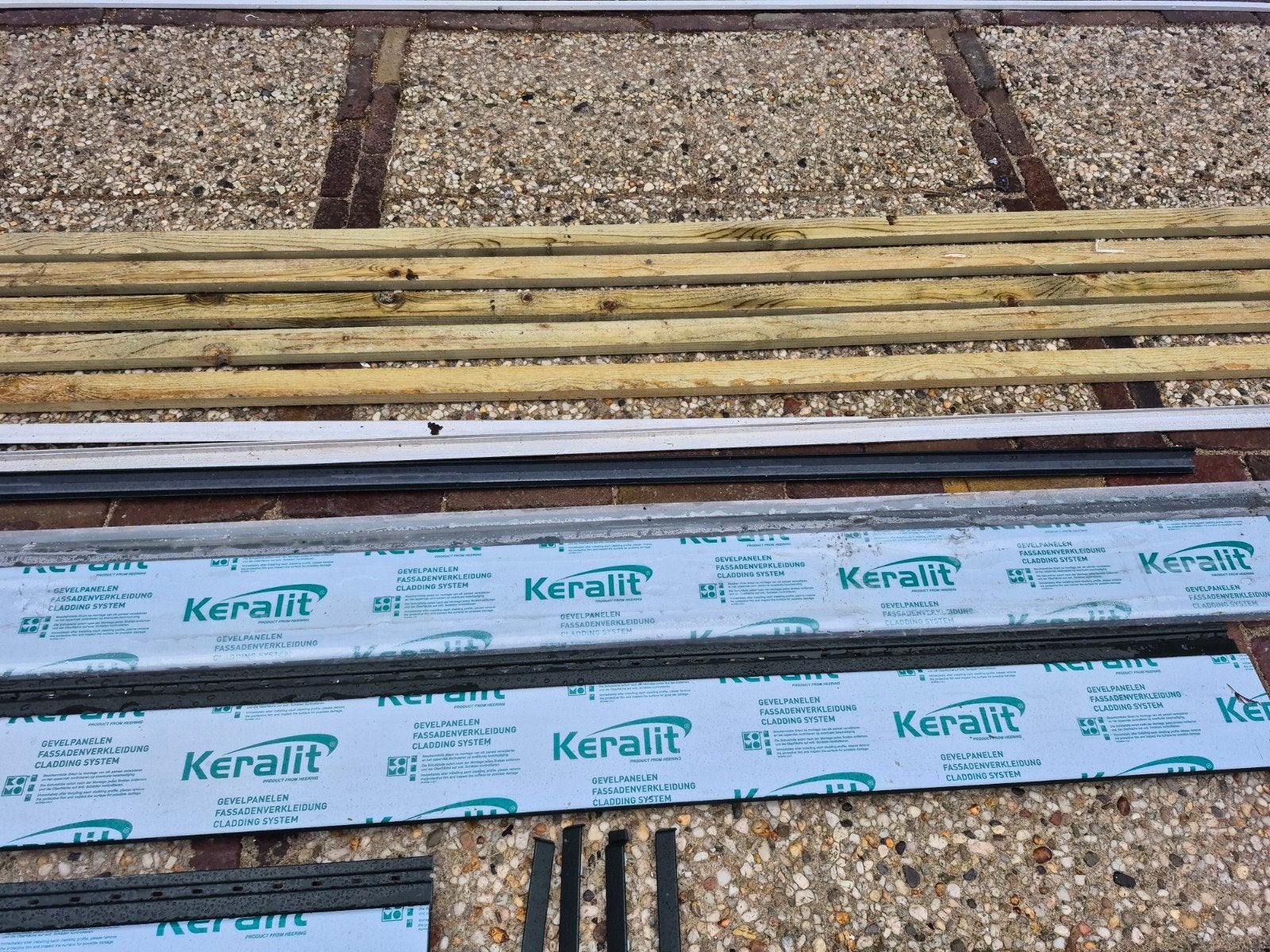 Keralit gevelpanelen en steenwol isolatie, Ophalen, 4 tot 8 cm, 10 tot 15 m², Nieuw