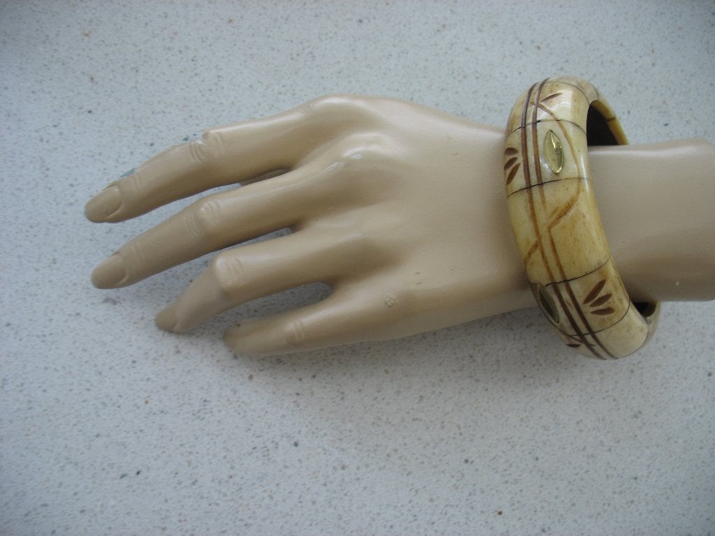 Armband Etnisch Boho Tribal Hoorn met Ingesneden Motieven, Ophalen of Verzenden, Overige materialen, Armband