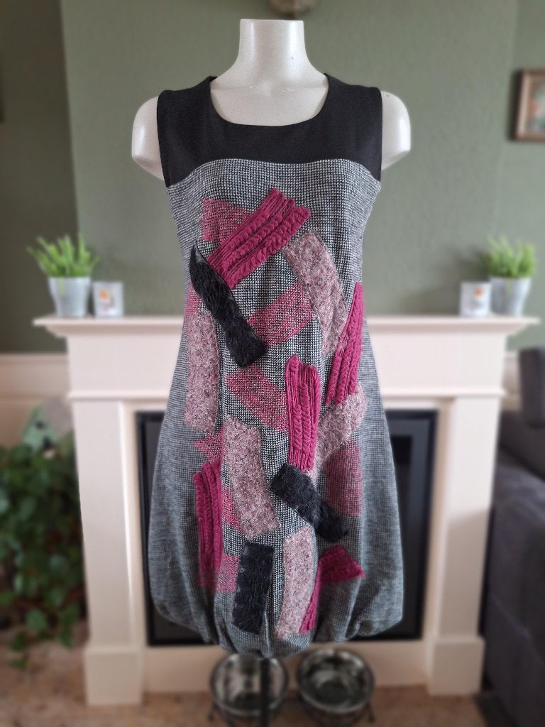 Save the Queen jurk L 42 zwart paars, Kleding | Dames, Jurken, Zwart, Maat 42/44 (L), Zo goed als nieuw, Knielengte