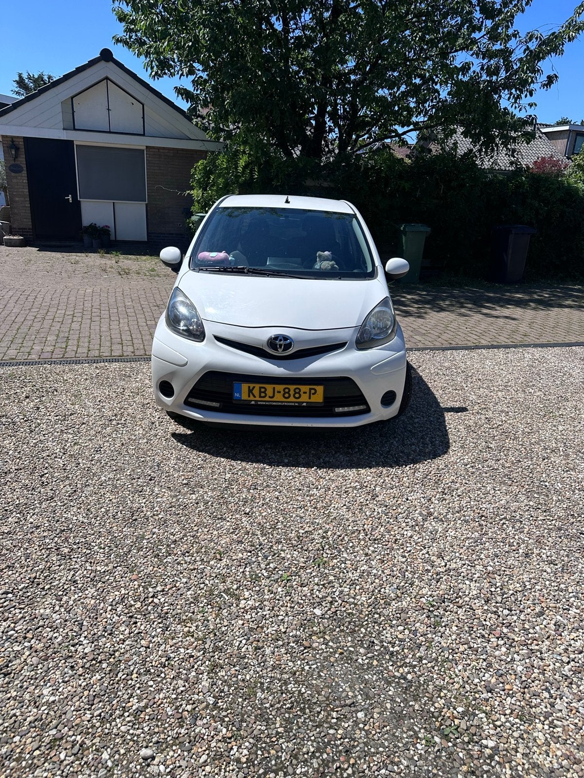 Toyota Aygo 1.0 12V Vvt-i 5DRS 2012 Wit, Voorwielaandrijving, 4 stoelen, Handgeschakeld, Particulier