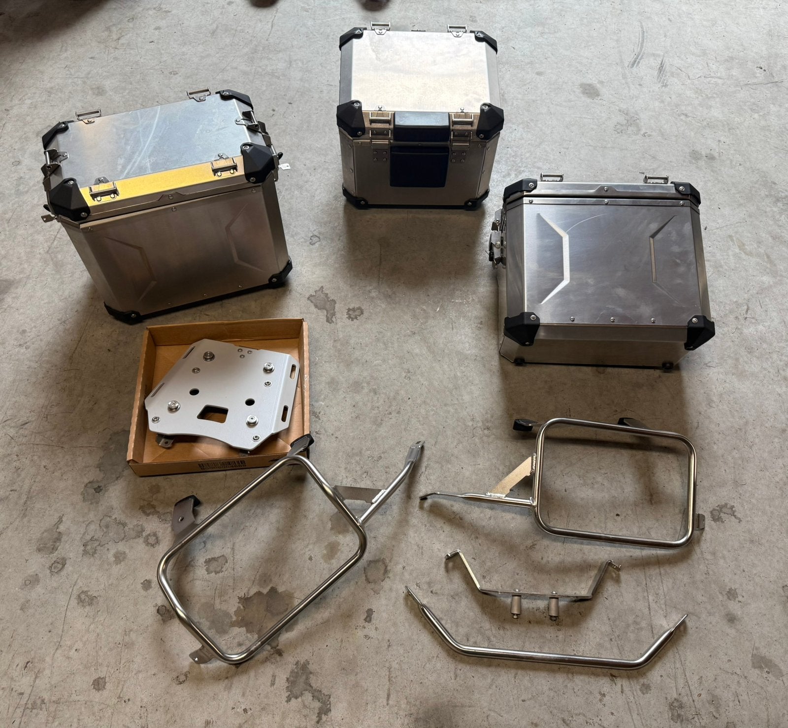DUCATI MULTISTRADA V4 KOFFERSET KOFFERS, Ophalen, Gebruikt