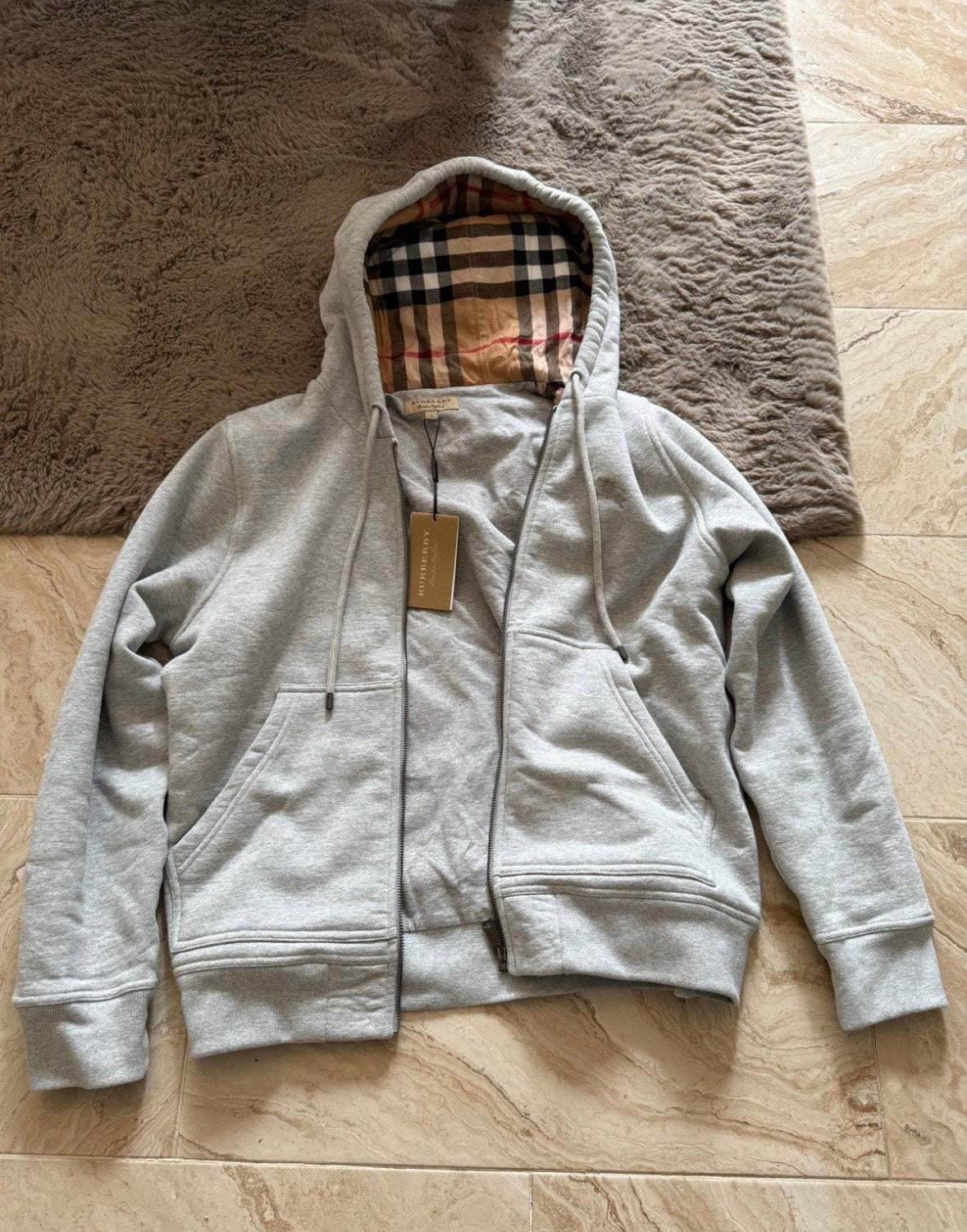 Burberry Vest size M/L, Kleding | Heren, Ophalen of Verzenden, Zo goed als nieuw, Grijs