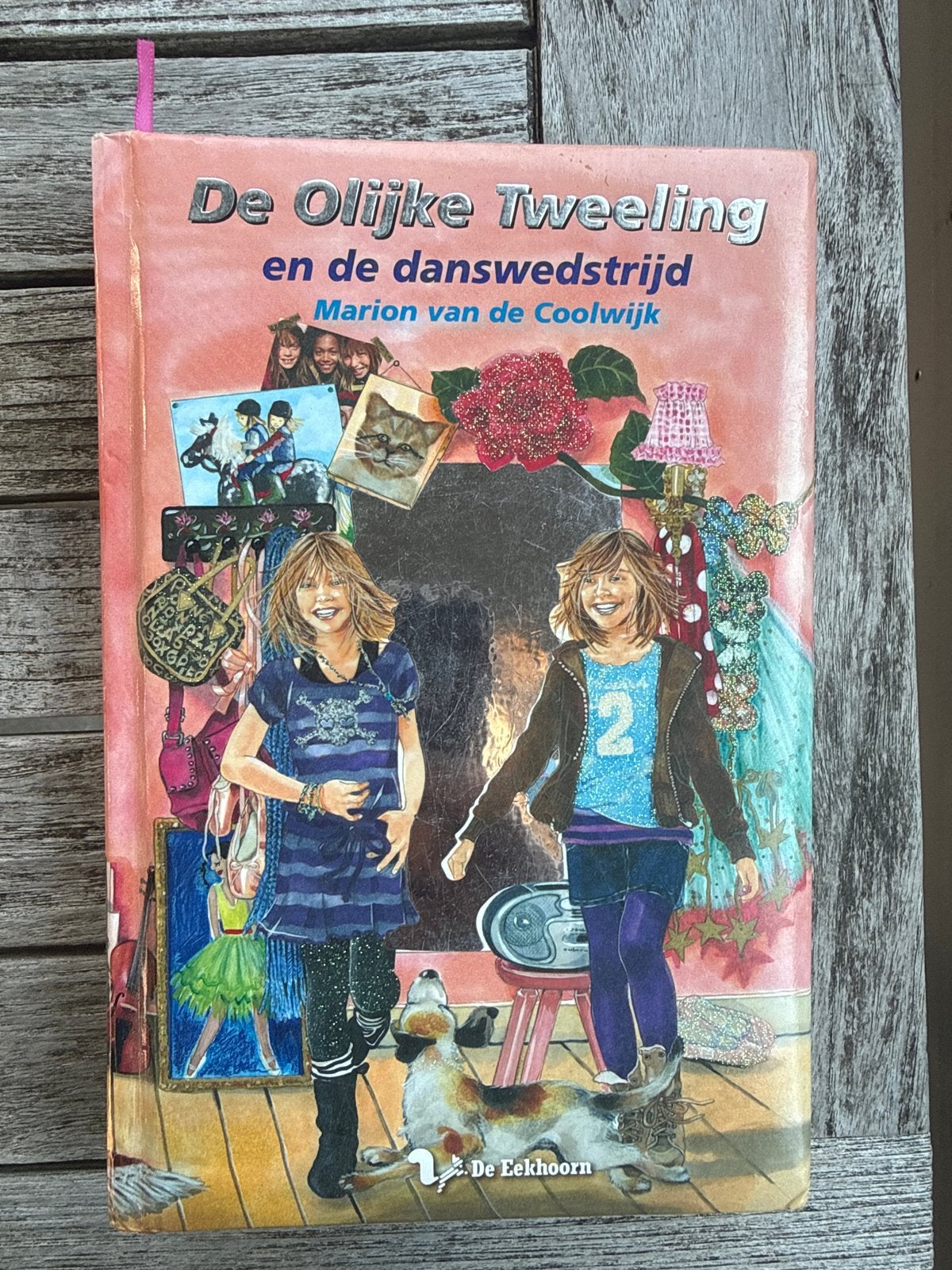 De Olijke Tweeling en de danswedstrijd - Jubileumuitgave, Boeken, Ophalen of Verzenden, Gelezen, Fictie