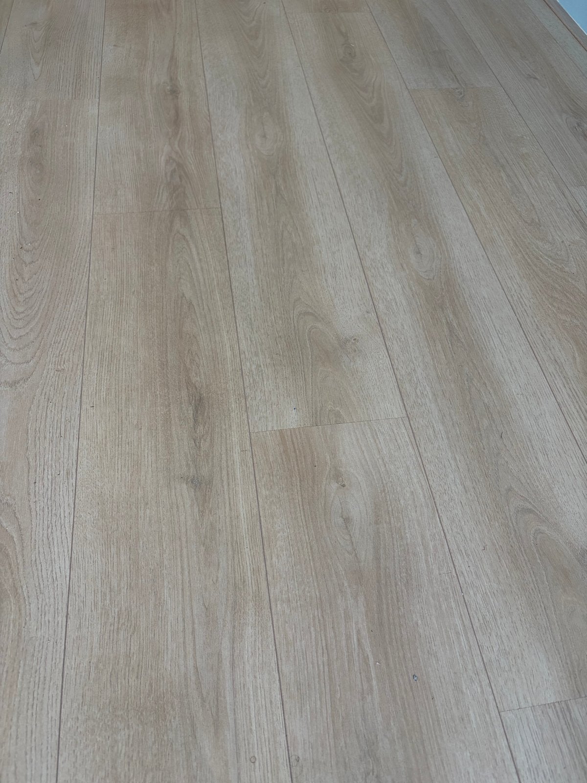 Laminaat 65 m² met ondervloer voor vloerverwarming, Ophalen, Overige materialen, Zo goed als nieuw, 10 m² of meer