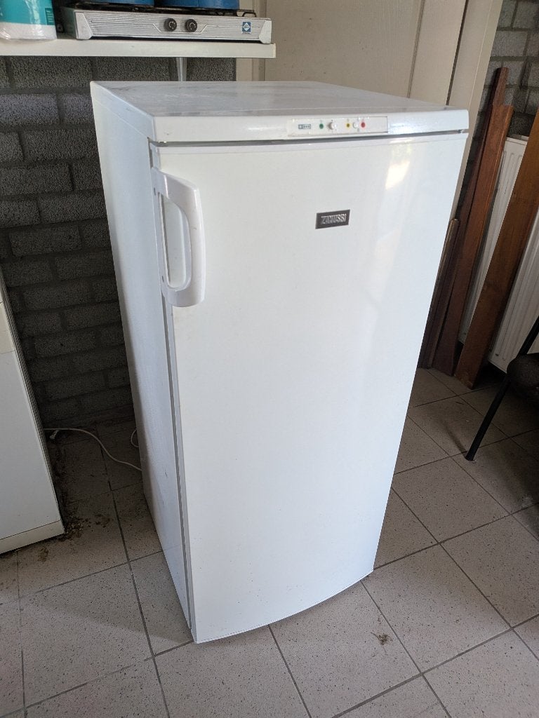Zanussi vrieskast, Gebruikt, 120 tot 140 cm, Minder dan 60 cm, Vrijstaand