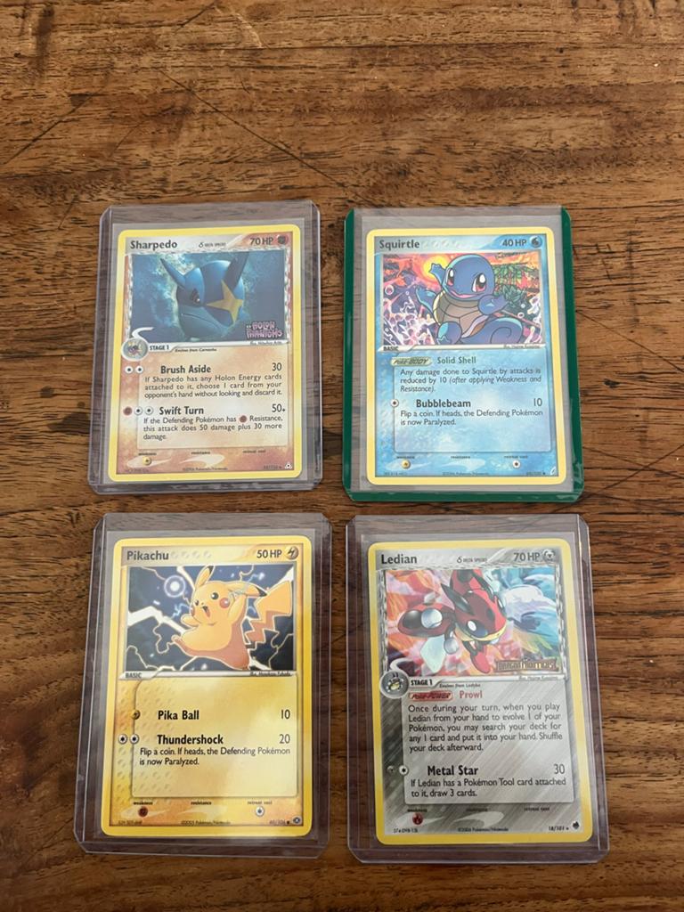 Pokémon kaarten: Sharpedo, Squirtle, Pikachu, Ledian (4 stuk, Ophalen of Verzenden, Zo goed als nieuw, Meerdere kaarten