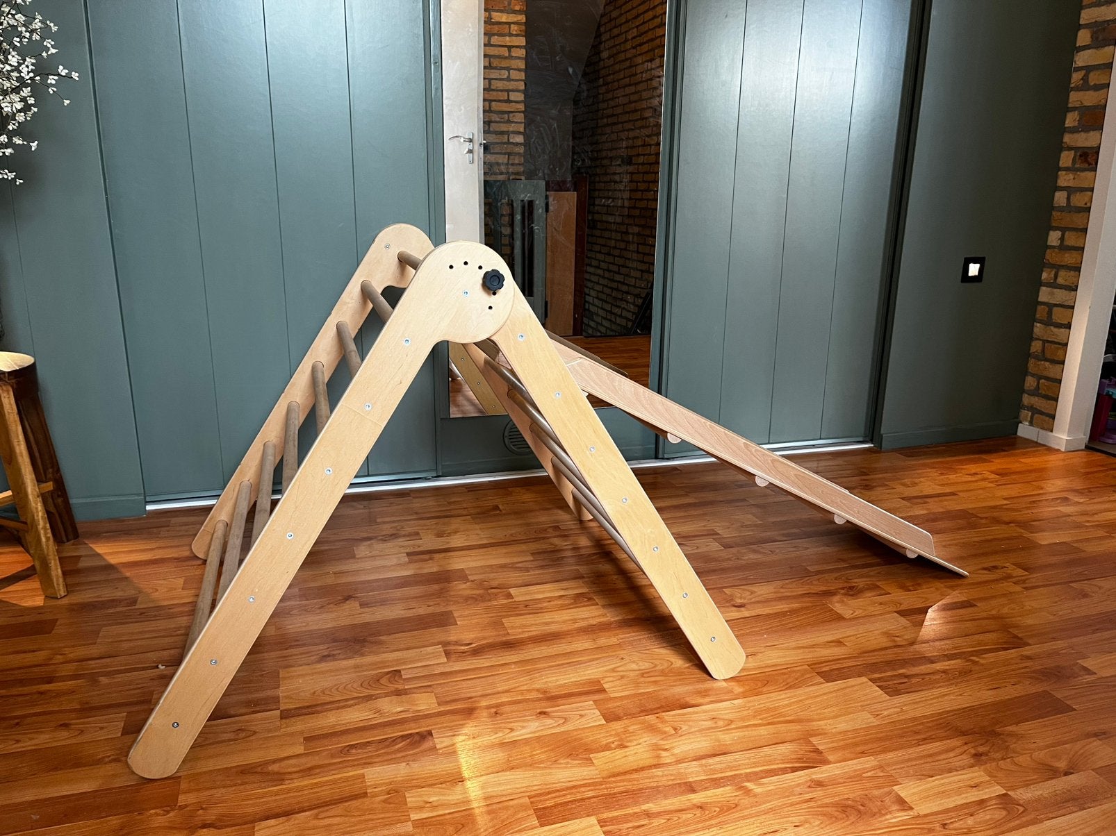 Houten klimrek, pickler driehoek triangle met glijbaan, Kinderen en Baby's, Ophalen, Zo goed als nieuw, Overige typen