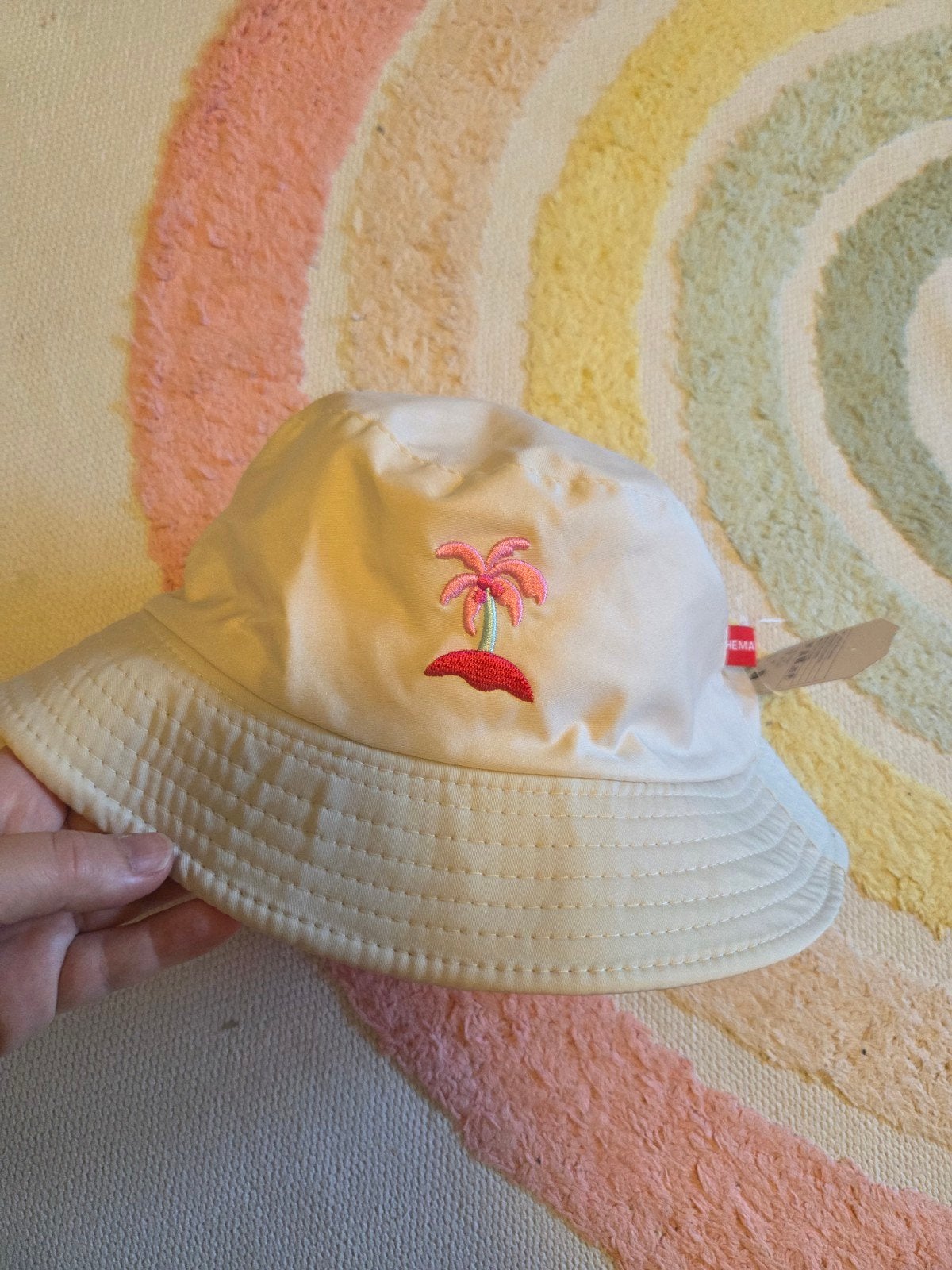 Nieuw: omkeerbare vissershoedje bucket head nieuw Hema
Leuk, Kinderen en Baby's, Kinderkleding | Petten en Hoeden, Meisje, Hoed