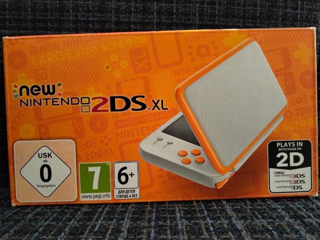 New Nintendo 2DS XL + games + beschermhoes, Spelcomputers en Games, Spelcomputers | Nintendo 2DS en 3DS, Wit, 2DS, Ophalen of Verzenden