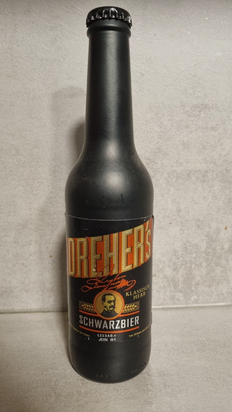 Dreher's Schwarzbier '01 - Brauerei Schwechat, Oostenrijk, Verzamelen, Biermerken, Ophalen of Verzenden, Zo goed als nieuw, Flesje(s)
