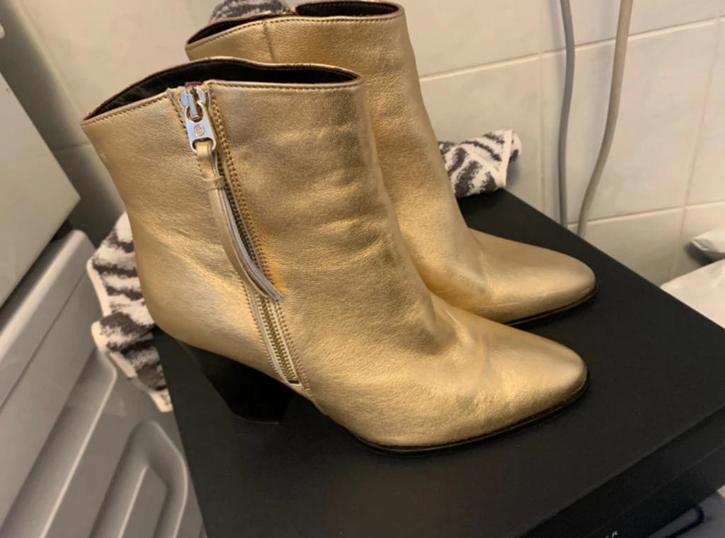 Tommy Hilferger goudkleurige laarsjes, Kleding | Dames, Overige kleuren, Lage of Enkellaarzen, Ophalen of Verzenden, Zo goed als nieuw