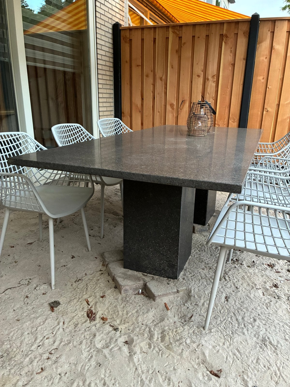 Grote granieten tuintafel, Tuin en Terras, Tuintafels, Gebruikt, Rechthoekig, Overige materialen, Ophalen