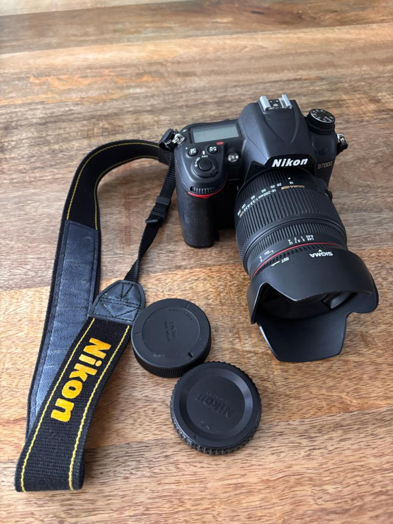 Nikon D7000 Spiegelreflexcamera met Sigma 18-200mm lens, Gebruikt, Spiegelreflex, Ophalen of Verzenden, 8 keer of meer