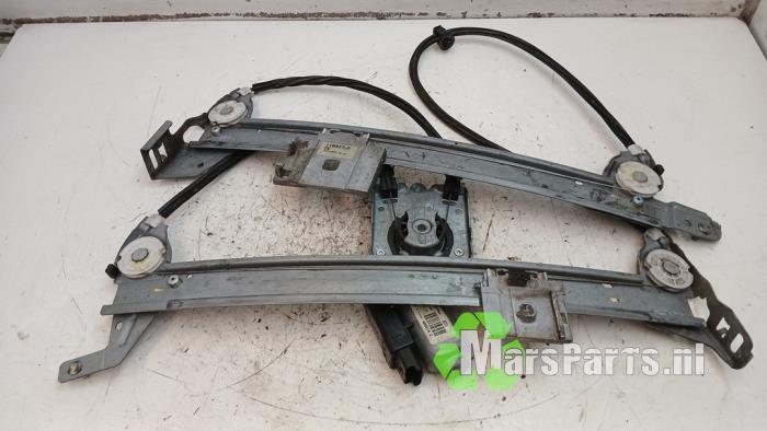 Ruitmechaniek 2Deurs links-voor van een Renault Megane, Gebruikt, -, Renault, -