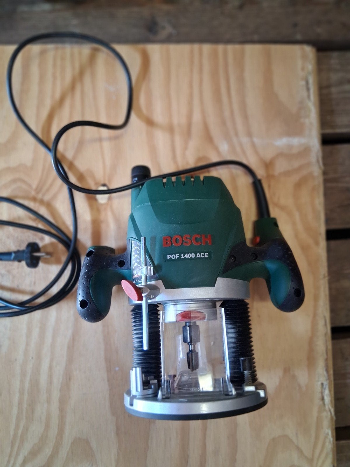 Bosch Bovenfrees POF 1400 ACE - Krachtig en Compleet, Gebruikt, Ophalen of Verzenden, Bovenfrees, Bosch