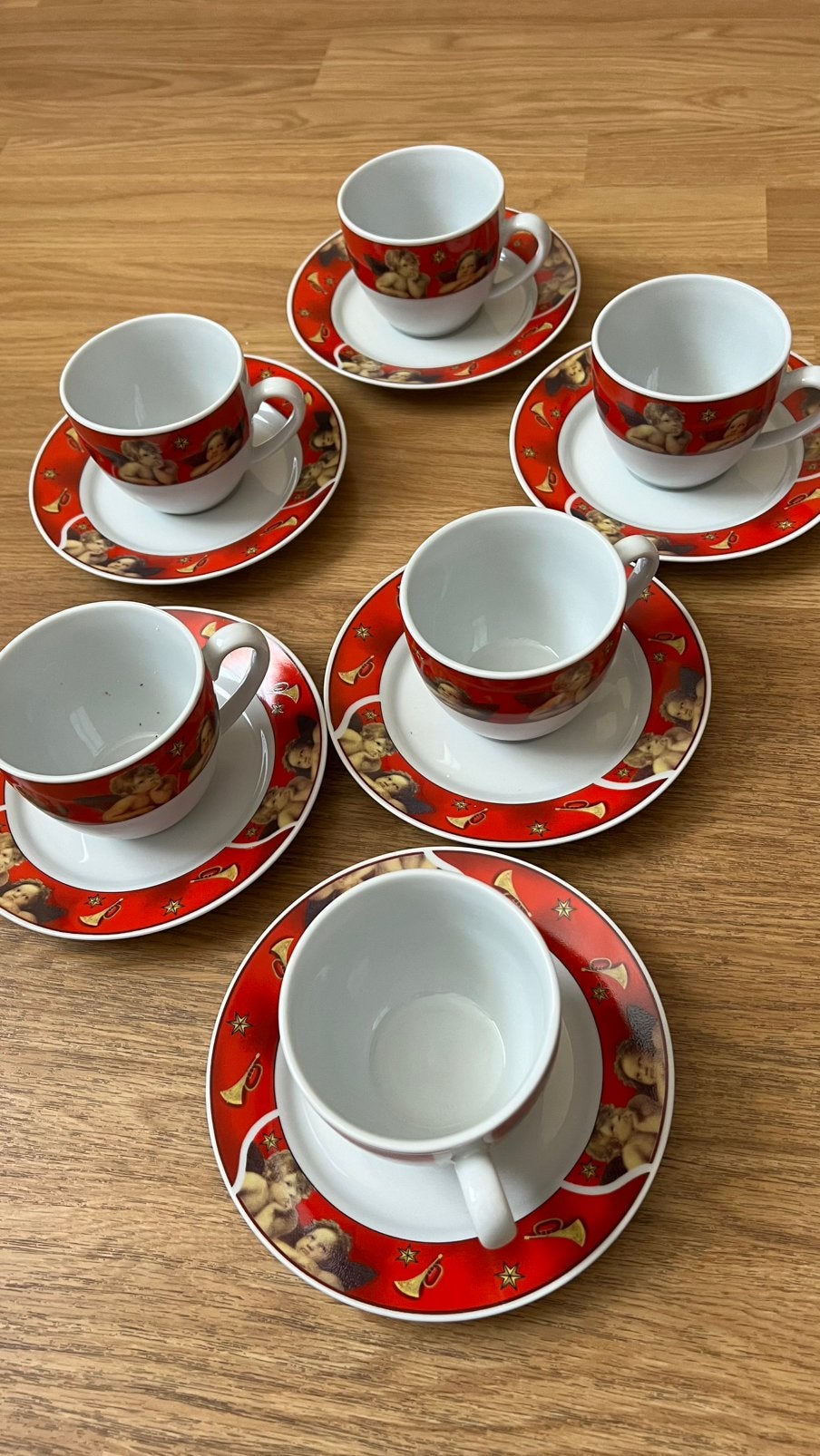 Kerstservies 6 persoons, Ophalen