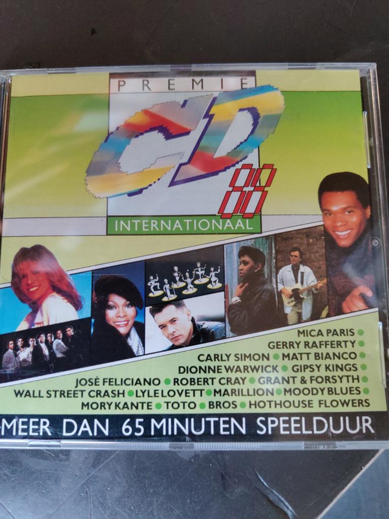 CD 88 Internationaal - Diverse Artiesten (Meer dan 65 min), Ophalen, Gebruikt