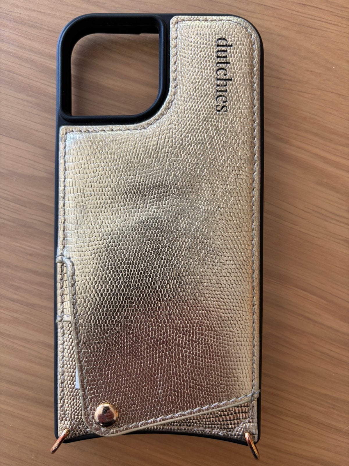 Dutchies Goldy hoesje voor Iphone 15, Pasjeshouder, IPhone 15, Goud, Hoesje of Tasje
