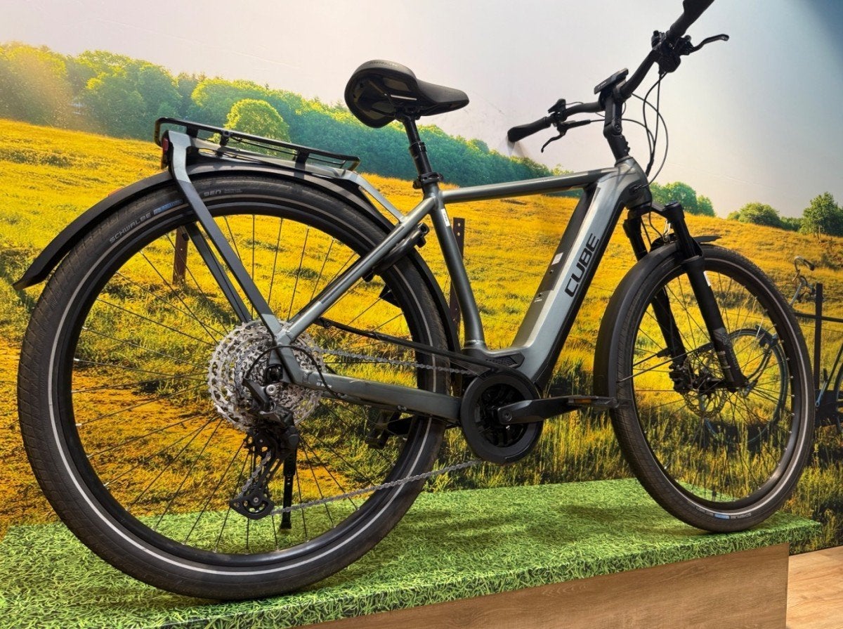 Cube KATHMANDU HYBRID PRO 625 FLASHGREY/BLACK 2022 Heren, Gebruikt, -, -, -