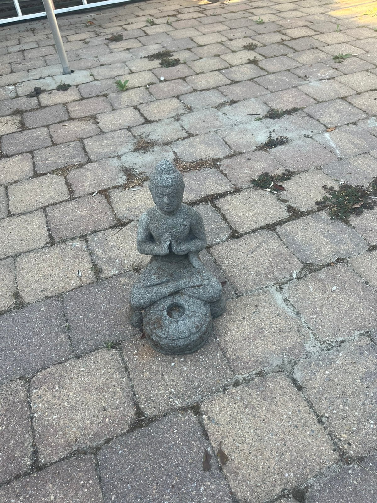 Boedha klein beton, Ophalen, Beton